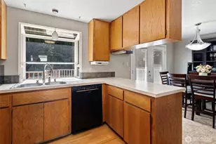 5609 41st Ave E, Tacoma, WA 98443 - Photo 9