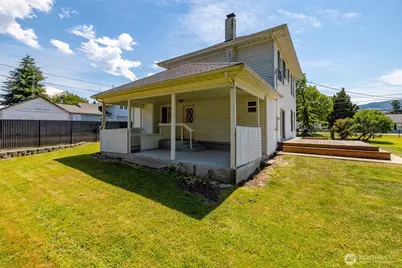 24499 E State Street, Sedro Woolley, WA 98284 - Photo 27