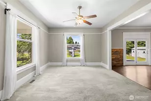 24499 E State St, Sedro Woolley, WA 98284 - Photo 7