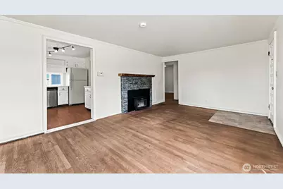 17053 35th Avenue S, SeaTac, WA 98188 - Photo 9