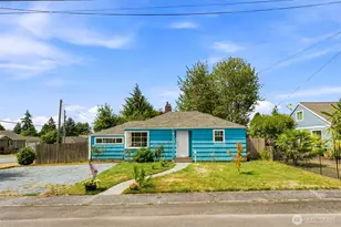 17053 35th Ave S, SeaTac, WA 98188 - Photo 1