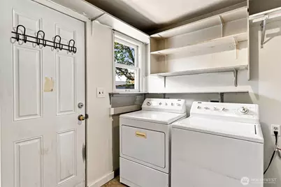17053 35th Avenue S, SeaTac, WA 98188 - Photo 17