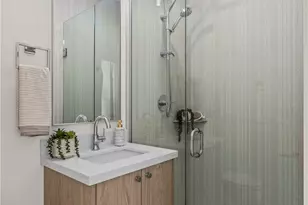 2328 D Franklin Ave E, Seattle, WA 98102 - Photo 23