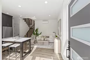 2328 D Franklin Ave E, Seattle, WA 98102 - Photo 7
