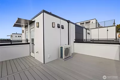 2328 D Franklin Avenue E, Seattle, WA 98102 - Photo 35