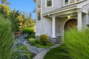 5608 Tara Dr, Freeland, WA 98249 - Photo 3