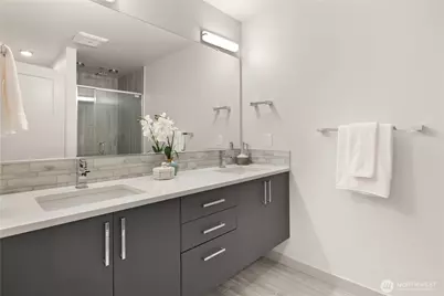 2422 NW 60th #B, Seattle, WA 98107 - Photo 17