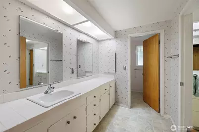 300 Claremont Place, Mount Vernon, WA 98274 - Photo 27