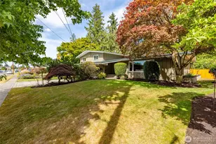 300 Claremont Pl, Mount Vernon, WA 98274 - Photo 1