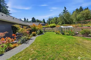 1076 12th Ave, Fox Island, WA 98333 - Photo 31