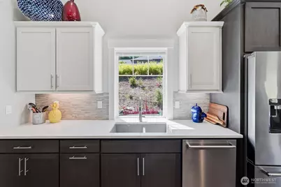 1076 12th Avenue, Fox Island, WA 98333 - Photo 9