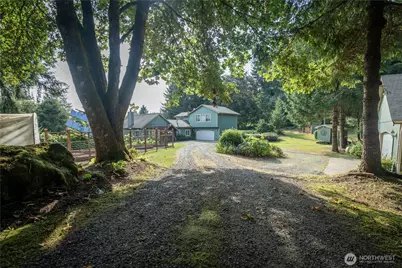 11510 Snowcap Lane SE, Rainier, WA 98576 - Photo 7