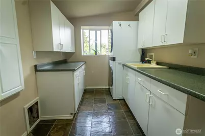 11510 Snowcap Lane SE, Rainier, WA 98576 - Photo 25