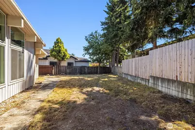 6024 Park Way, Lynnwood, WA 98036 - Photo 27