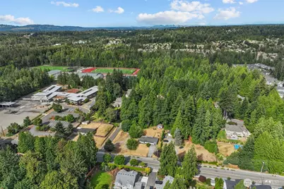 1215 244th Avenue NE, Sammamish, WA 98074 - Photo 3