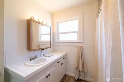 517 Center Street, Centralia, WA 98531 - Photo 15