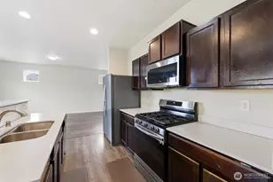 19028 111th Ave Ct E, Puyallup, WA 98374 - Photo 7