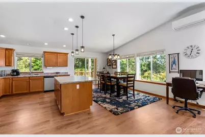 1415 Highland Drive, Oak Harbor, WA 98277 - Photo 13