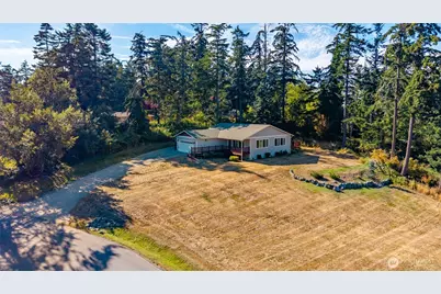 1415 Highland Drive, Oak Harbor, WA 98277 - Photo 1