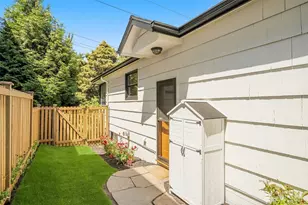 2456 3rd Ave W, Seattle, WA 98119 - Photo 23
