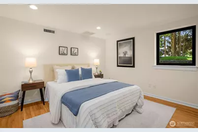 2456 3rd Avenue W, Seattle, WA 98119 - Photo 15