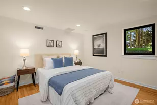 2456 3rd Ave W, Seattle, WA 98119 - Photo 15