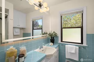 2456 3rd Ave W, Seattle, WA 98119 - Photo 17
