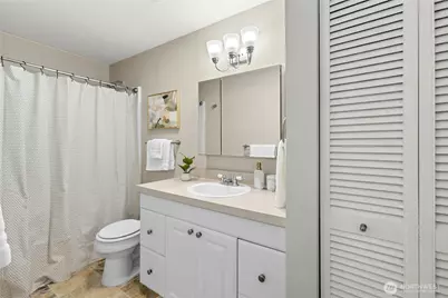 11208 NE 68th Street #110, Kirkland, WA 98033 - Photo 15