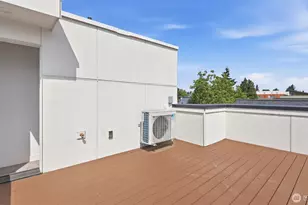 8815 Interlake Ave N, Seattle, WA 98103 - Photo 19
