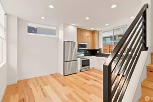 8815 Interlake Ave N, Seattle, WA 98103 - Photo 13