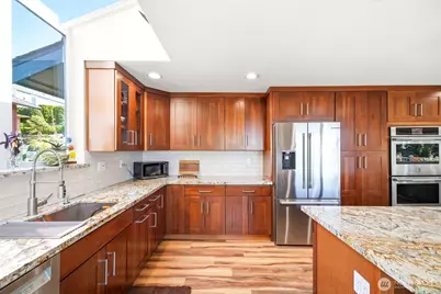 1010 1st Lane, Mukilteo, WA 98275 - Photo 17