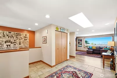 1010 1st Lane, Mukilteo, WA 98275 - Photo 5