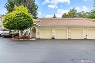 2560 118th Ave SE, Bellevue, WA 98005 - Photo 31