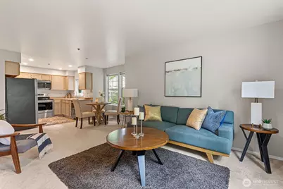 2560 118th Avenue SE #3-201, Bellevue, WA 98005 - Photo 1