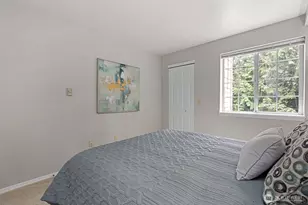 2560 118th Ave SE, Bellevue, WA 98005 - Photo 23