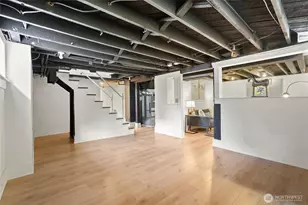 360 Howe St, Seattle, WA 98109 - Photo 27
