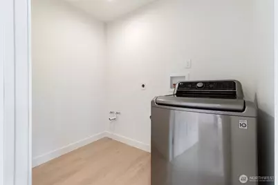 9420 7th Avenue SW, Seattle, WA 98106 - Photo 21