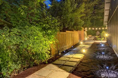 12631 94th Avenue NE, Kirkland, WA 98034 - Photo 25