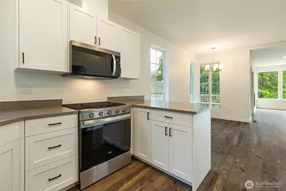 1957 Lake Whatcom Boulevard #9B, Bellingham, WA 98229 - Photo 13