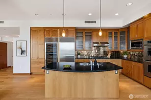 2716 Elliott Ave, Seattle, WA 98121 - Photo 7