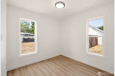 717 E Wabash Avenue, Spokane, WA 99207 - Photo 11