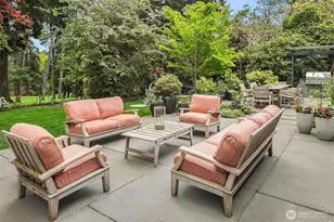 2017 Parkside Dr E, Seattle, WA 98112 - Photo 31