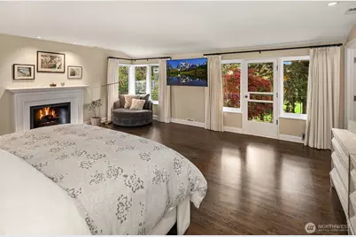 2017 Parkside Drive E, Seattle, WA 98112 - Photo 25