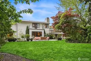 2017 Parkside Dr E, Seattle, WA 98112 - Photo 33