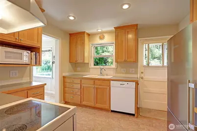 562 Moe Road, Camano Island, WA 98282 - Photo 19