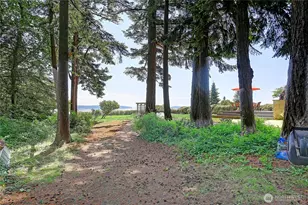 562 Moe Rd, Camano Island, WA 98282 - Photo 3