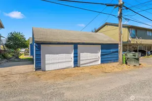 3015 Dover St, Longview, WA 98632 - Photo 3