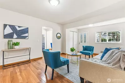 8528 S 121st Street, Seattle, WA 98178 - Photo 9