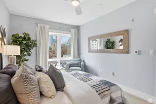 699 John St, Seattle, WA 98109 - Photo 21