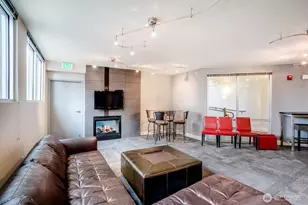 699 John St, Seattle, WA 98109 - Photo 29